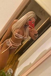 Полина — фото и список услуг