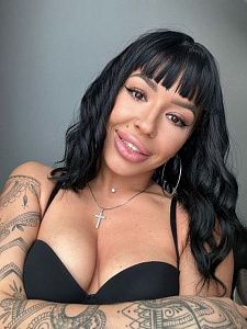 Арина — фото и список услуг