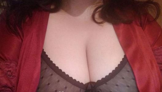 Алиса — фото и список услуг