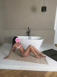 Диана, Брюнетки - фото